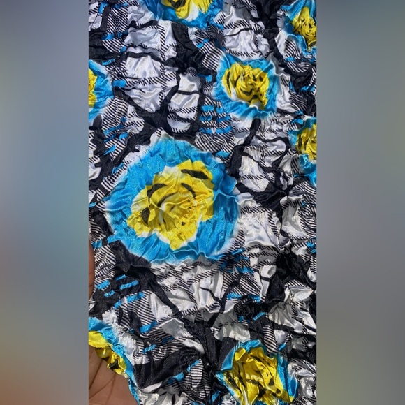 Women’s West Loop Popcorn Shirts - Picture 13 of 16